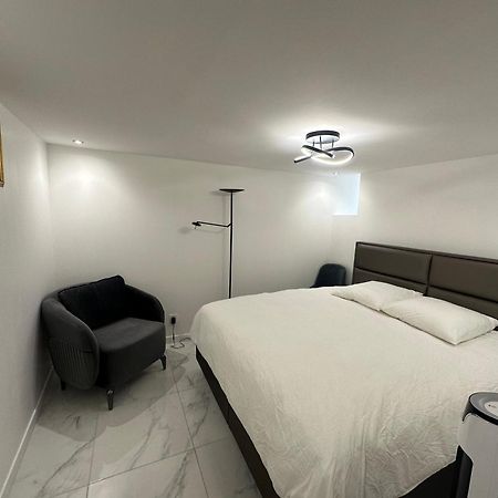 Appartement Calme Moderne Proche De Disneyland Wifi & Cafe Gratuit & Arrivee Autonome Bussy-Saint-Georges Luaran gambar