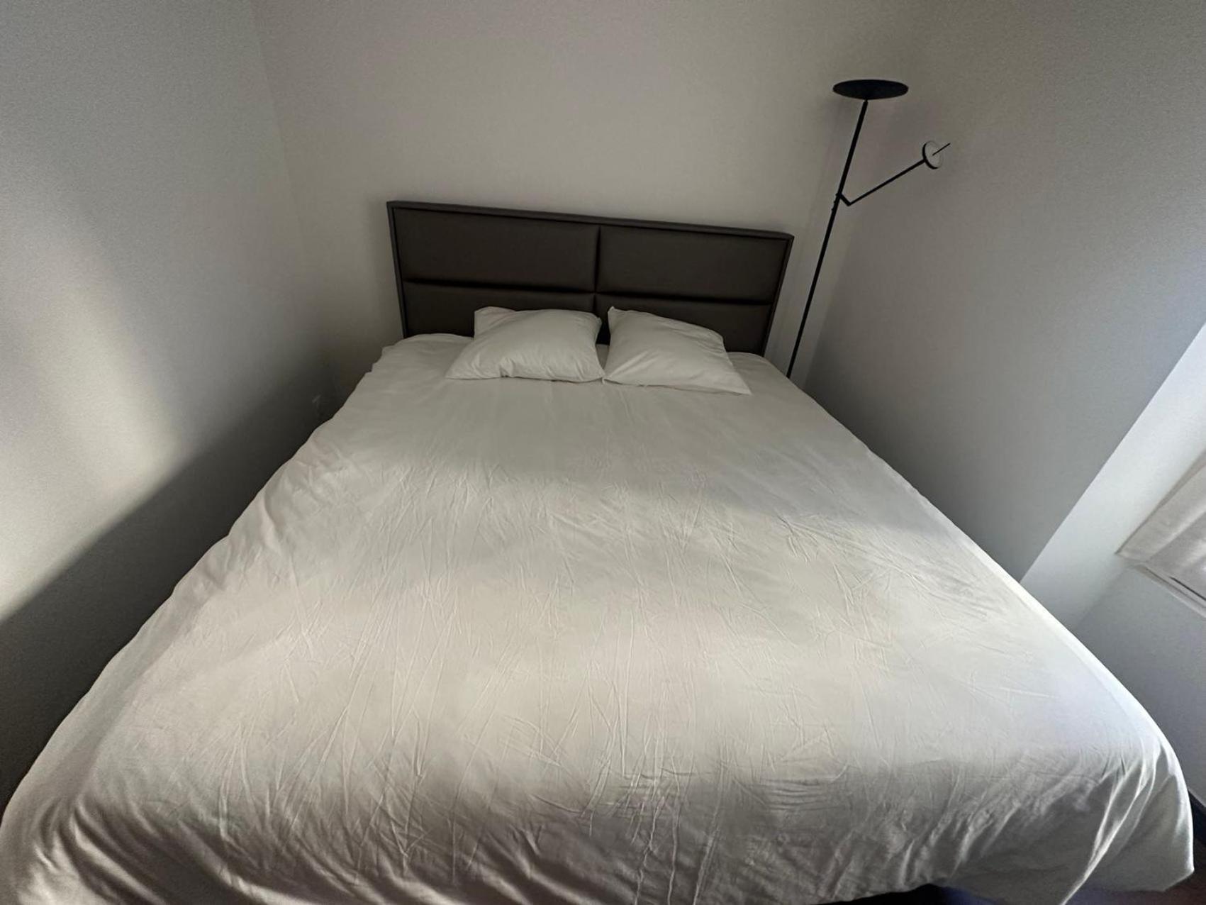 Appartement Calme Moderne Proche De Disneyland Wifi & Cafe Gratuit & Arrivee Autonome Bussy-Saint-Georges Luaran gambar