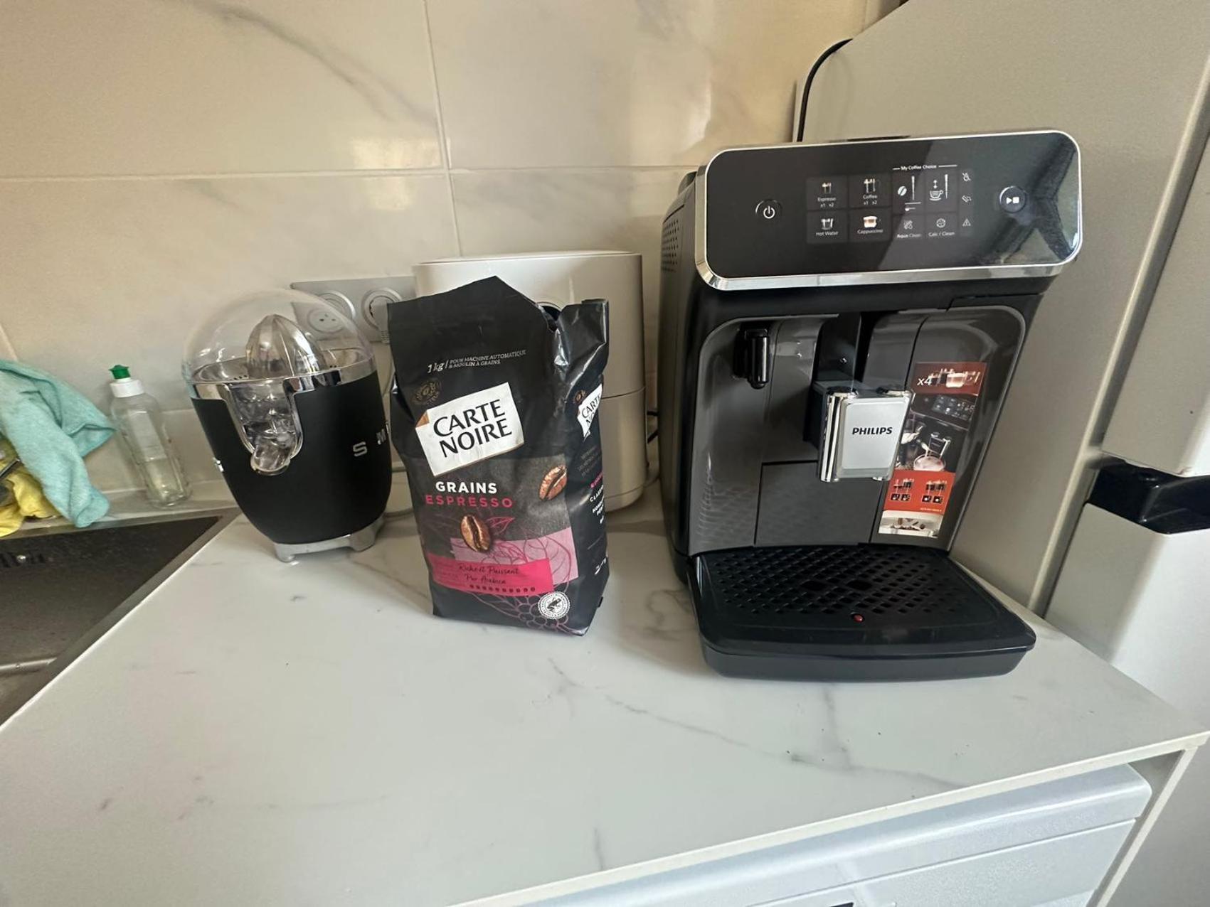 Appartement Calme Moderne Proche De Disneyland Wifi & Cafe Gratuit & Arrivee Autonome Bussy-Saint-Georges Luaran gambar
