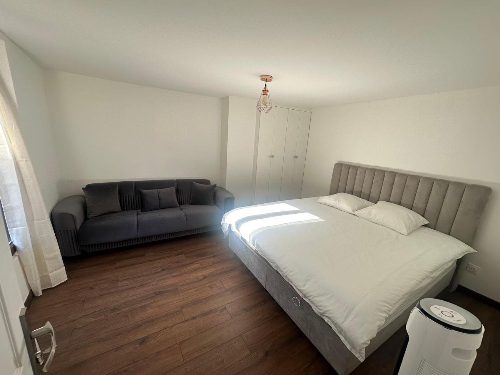 Appartement Calme Moderne Proche De Disneyland Wifi & Cafe Gratuit & Arrivee Autonome Bussy-Saint-Georges Luaran gambar