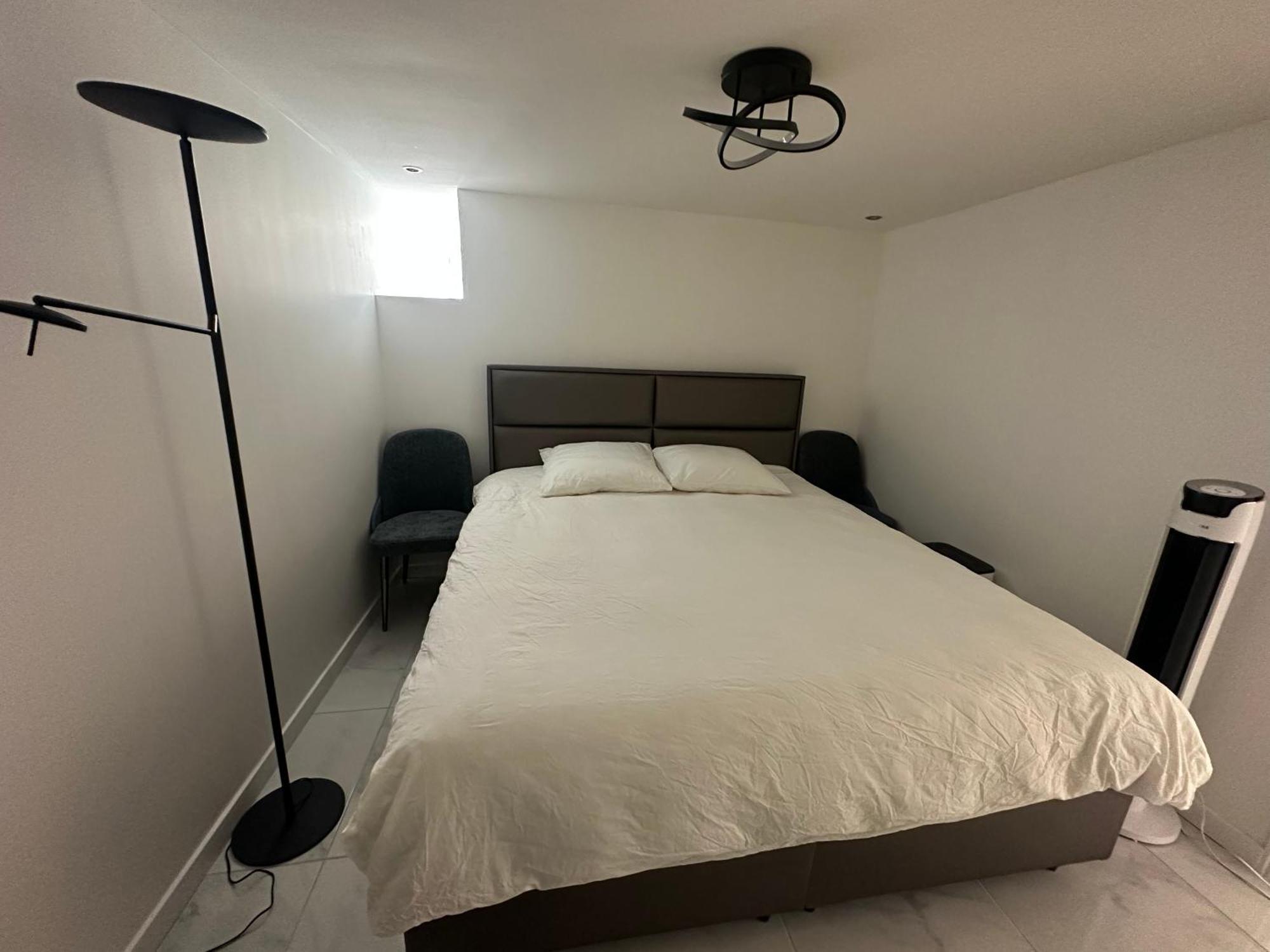 Appartement Calme Moderne Proche De Disneyland Wifi & Cafe Gratuit & Arrivee Autonome Bussy-Saint-Georges Luaran gambar