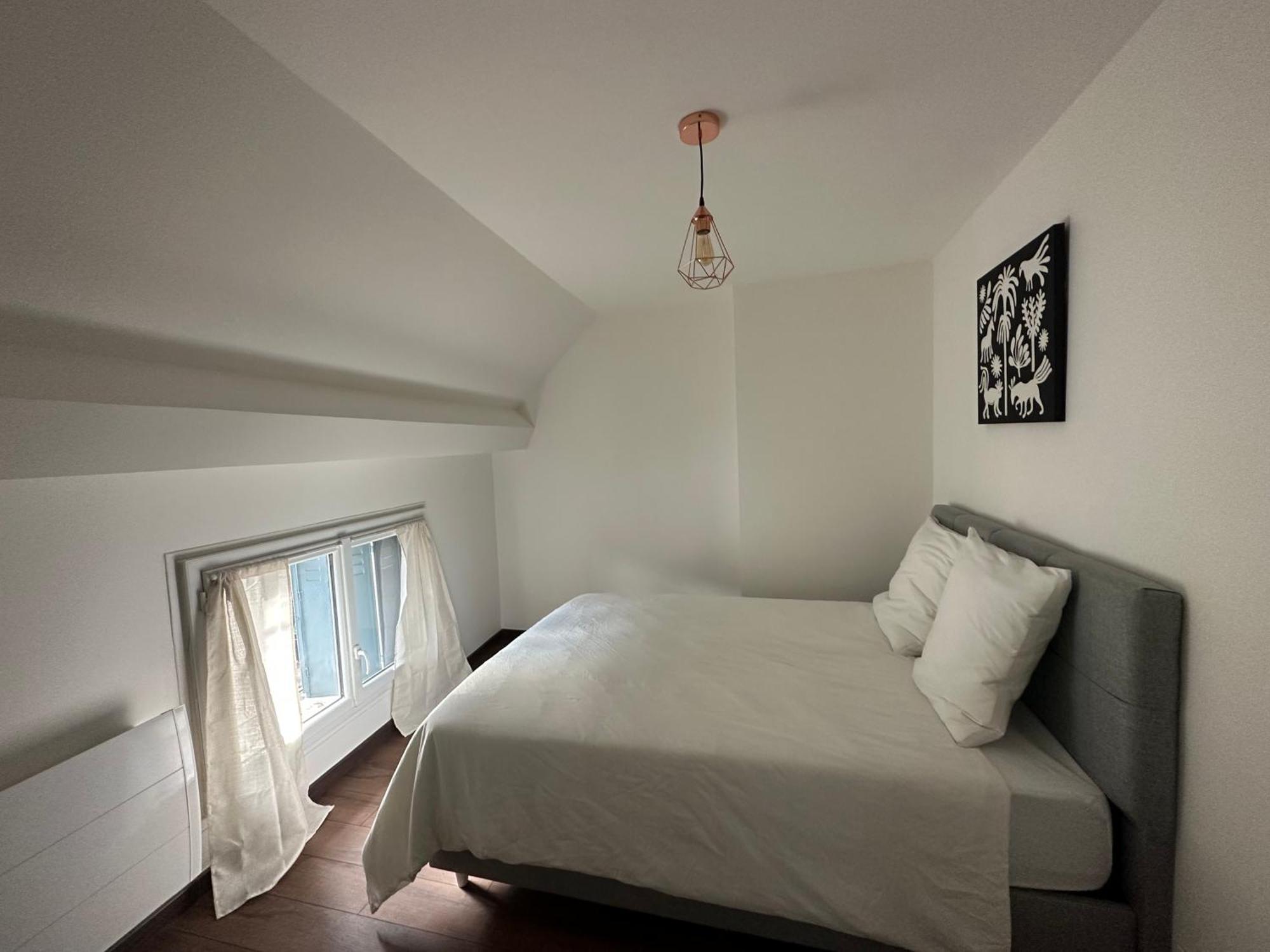 Appartement Calme Moderne Proche De Disneyland Wifi & Cafe Gratuit & Arrivee Autonome Bussy-Saint-Georges Luaran gambar